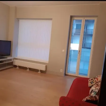 Great, Spacious By Station! *